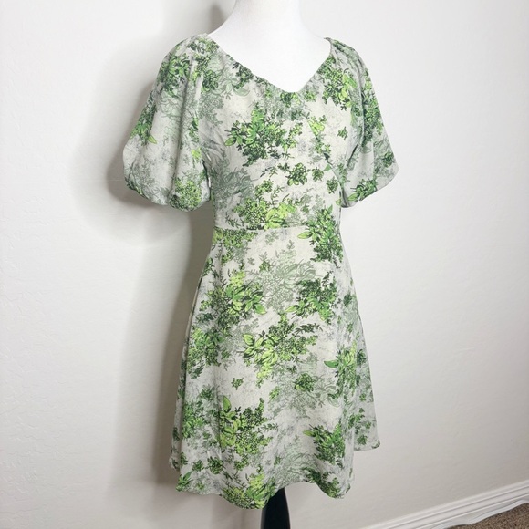 WLZD V-Neck Puff Sleeve A-Line Mini Dress Green Floral Size 4 - Picture 5 of 11